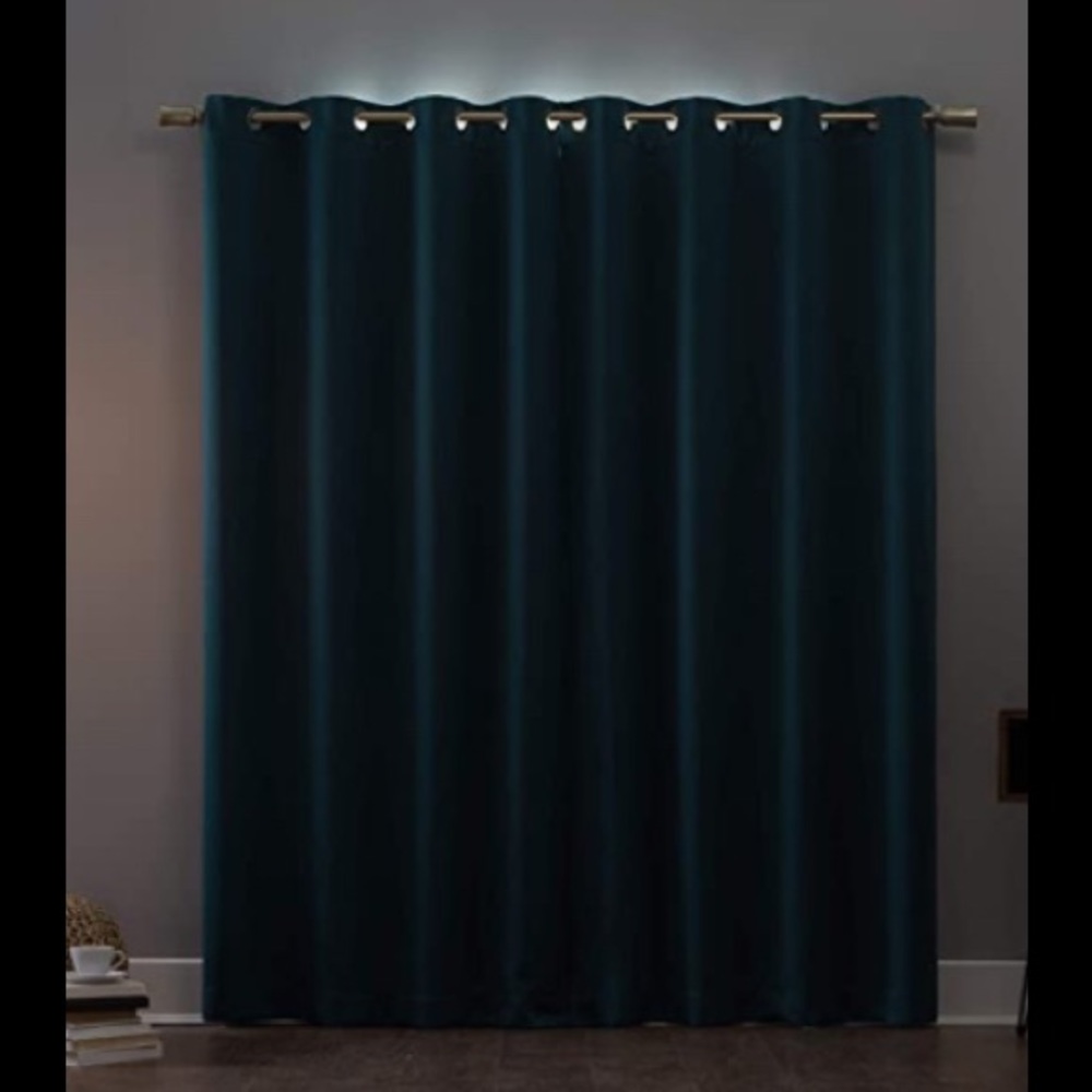 NWOT Blueish green theater quality curtain